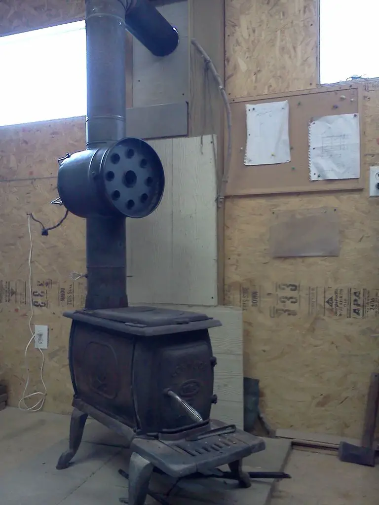How To Build A Woodstove Heat Exchange SHTF Prepping