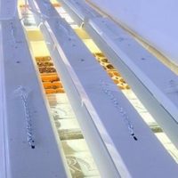 DIY Bottom Heat for Seed Starting — Retail bottom heat is expensive – I saw one “kit” at a local garden center that was big enough for 2 flats and was $79 – wow! You can buy a lot of tomato plants for eighty bucks!