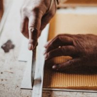 How To Make Your Own Food-Safe Wood Sealant &mdash; Making your own food-safe wood sealant is easy, cheap and best of all... it is all natural with NO chemicals at all. Knowing how to seal wood so it doesn't rot is the key for a lifelong garden bed.
