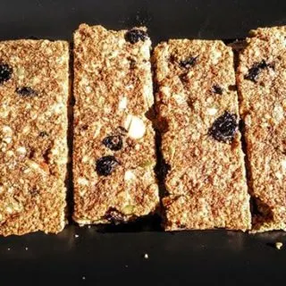 How to Make 3,000+ Calorie Survival Food Ration Bars 2 How To Make Your Own Homemade Survival Bars fb