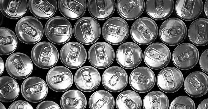 18 Amazing Off-Grid Uses for Used Tin Cans - Almost everyone has at least one tin can somewhere in their home. Most preppers have lots of them, but even non-preppers are bound to have a can of beans or something. Because of this, you shouldn't have much trouble finding a tin can after the SHTF