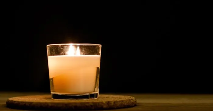 DIY Emergency 100 Hour Candles For $1 Each - I found a great tutorial that shows you how to make candles that last 100 hours (have a think how long 100 hours of realistic use is!) and only cost a buck to make, this in my books is awesome and make as many as you can!