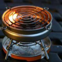 16 DIY Survival Stove Projects - There are countless ways to make survival stoves. They can be ultra simple hobo stoves made from a single food can, alcohol stoves from soda cans or more complex stoves that require some tools and preparation.