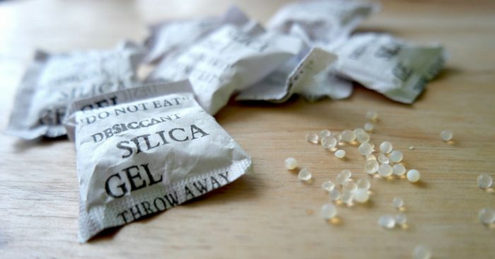 20 New And Awesome Ways of Reusing Silica Gel Packets — So whenever you buy new toys, items for the home and even wallets, keep the little packets of silica gel.. See why!