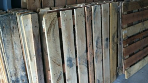 How To Install a DIY Pallet Wood Floor