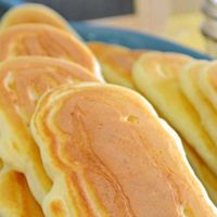 Bacon Pancake Dippers: the Most Amazing Breakfast Food EVER! - I just love breakfast, it's my favorite meal of the day. If you are a breakfast foodie, then I think I may have found the ultimate breakfast food for you, Bacon Pancake Dippers! Why have your pancakes with bacon on the side when you can just combine them into one fantastic treat? :)