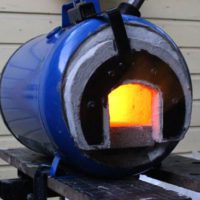 How to Make a Propane Forge - There is really no limit to the things you can make with a working forge. With the right tools this creation seems pretty easy to make.