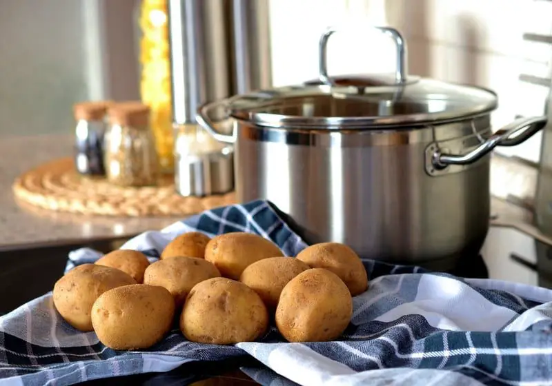 Boiled potatoes