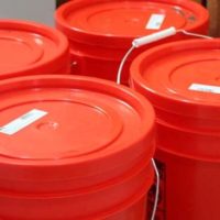15 Brilliant Uses for Five Gallon Buckets - And the best thing about them: You can get them for free! Just visit local restaurants, bakeries, grocery stores, and other places and start chatting up the workers. Oftentimes they'll just give you their used buckets since they were going to throw them out anyway.