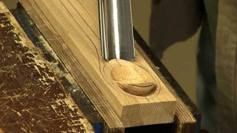 Making a Spoon With A Gouge and Spokeshave