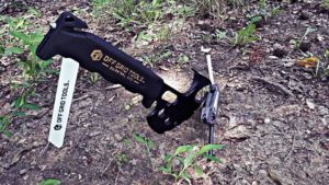 Off Grid Tools Survival Axe Review - The Off Grid Tools Survival Axe is a full tang hatchet with a solid handle that offers an assortment of very useful multi-tool options.