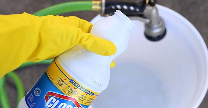 bleach to water ratio for sanitizing