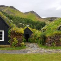 The idea of living off the grid is a dream to many Americans.