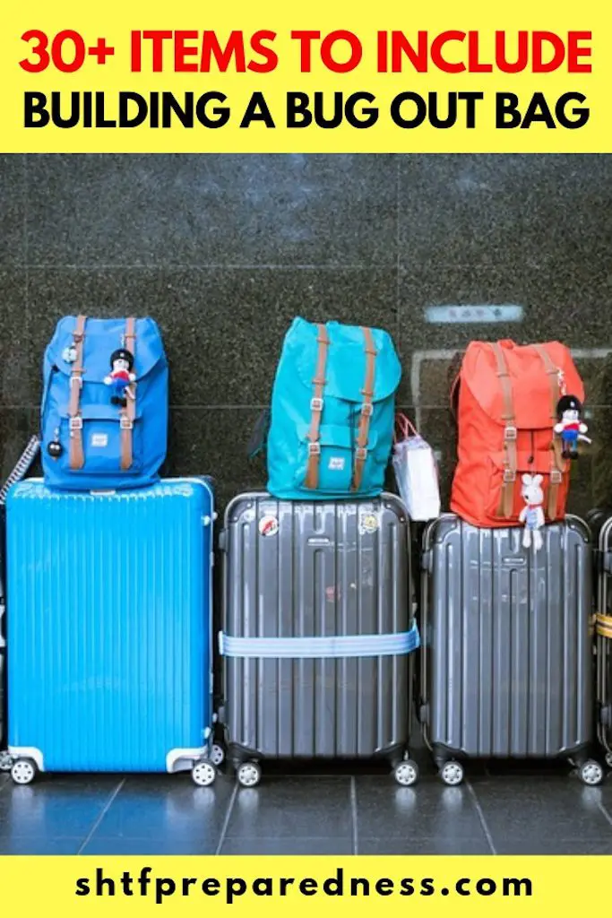 TSA Approved Survival Kit With 30+ Items! 2 There are situations where many items in your bug out bag may not be appropriate, such as an airport. Here is our list of over 30 TSA approved items to put in your survival kit.
