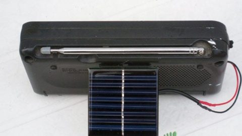 Image for DIY Solar Powered Radio for $5