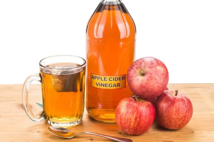 Home remedies using apple cider vinegar to sooth a fever