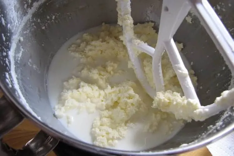 Making homemade butter in a Kitchenaid mixer