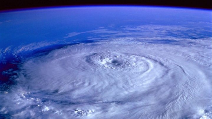 Hurricane Preparedness: How to Survive a Hurricane