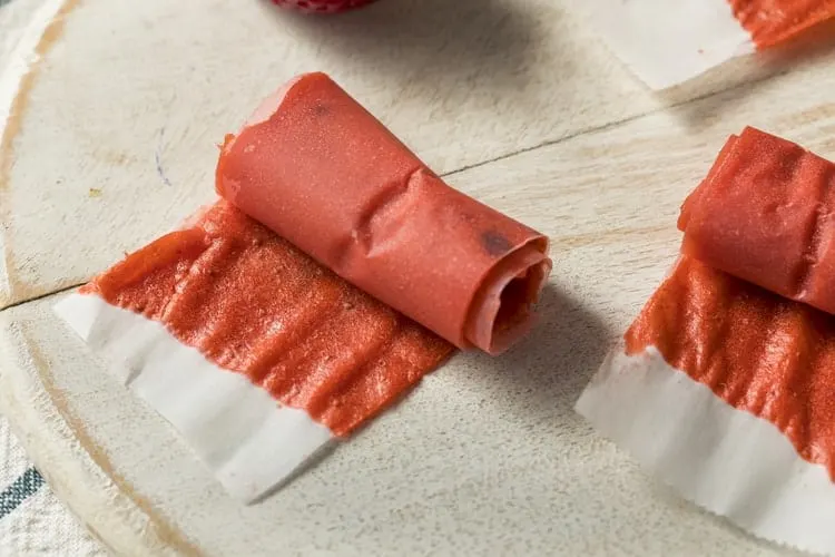 dehydrated strawberry fruit leather roll-ups