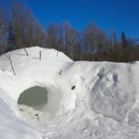 quinzhee winter survival shelter