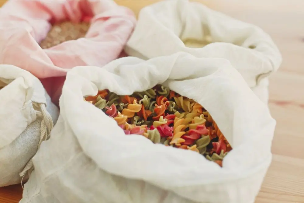 Pasta in reusable bags