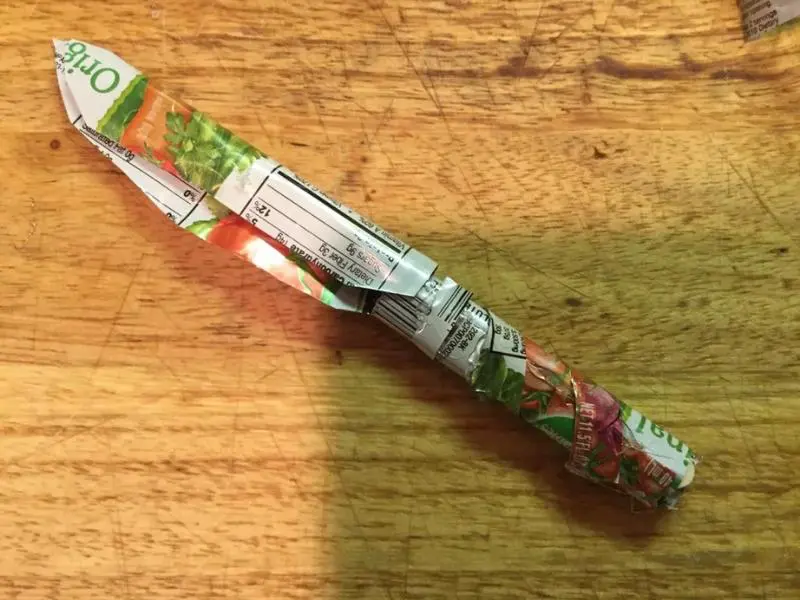 5 Soda Can Survival Hacks You Should Know 2 can knife
