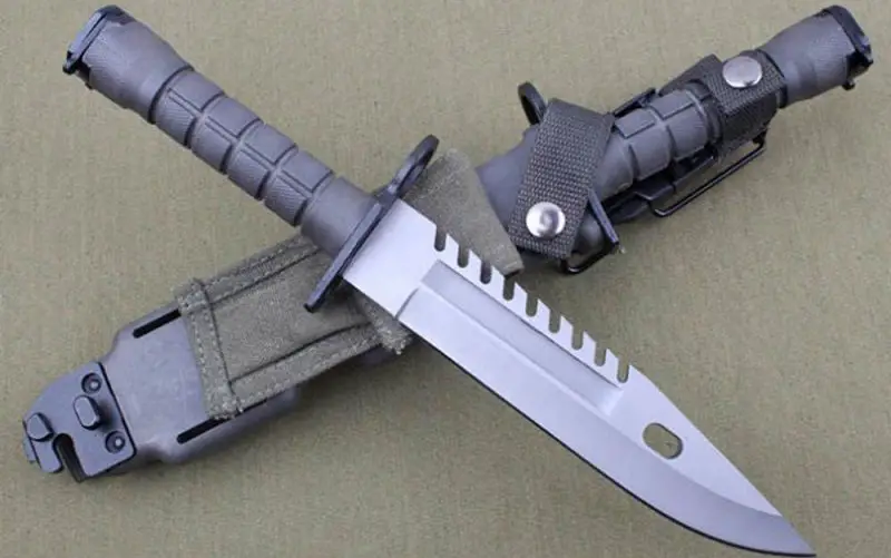 5 Best Affordable Tactical Knives On The Market Today 7 tactical knife with casing