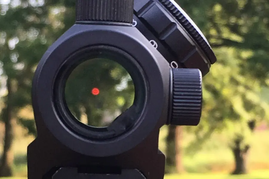 Best Red Dot Sights to Elevate Your Shooting Game