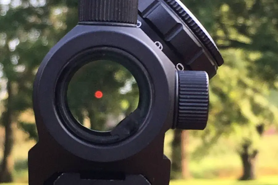 Best Red Dot Sights to Elevate Your Shooting Game