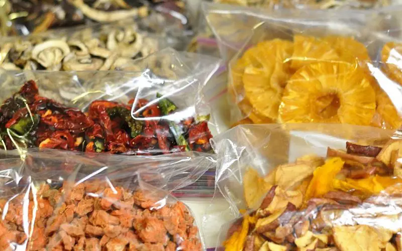 Backpacking Checklist: Gear Up for the Great Outdoors 3 dried foods for outdoors