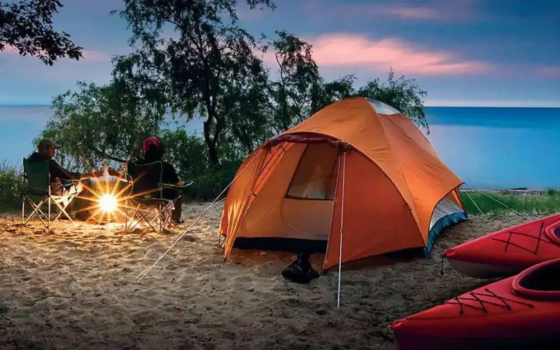 12 Essential Camping Skills for Outdoor Survival 5 finding good camping spot