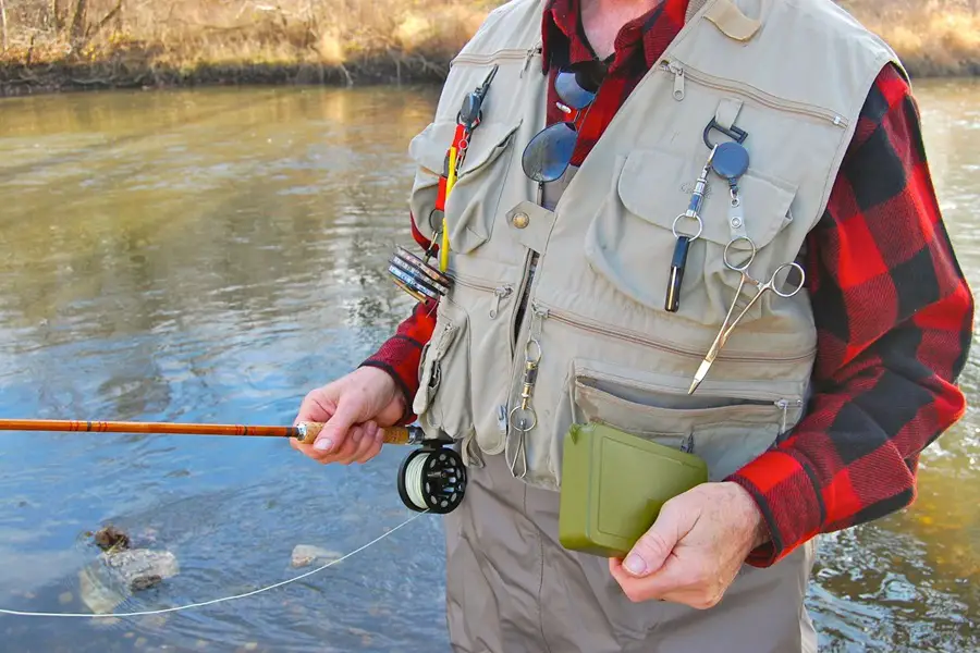using a fishing vest