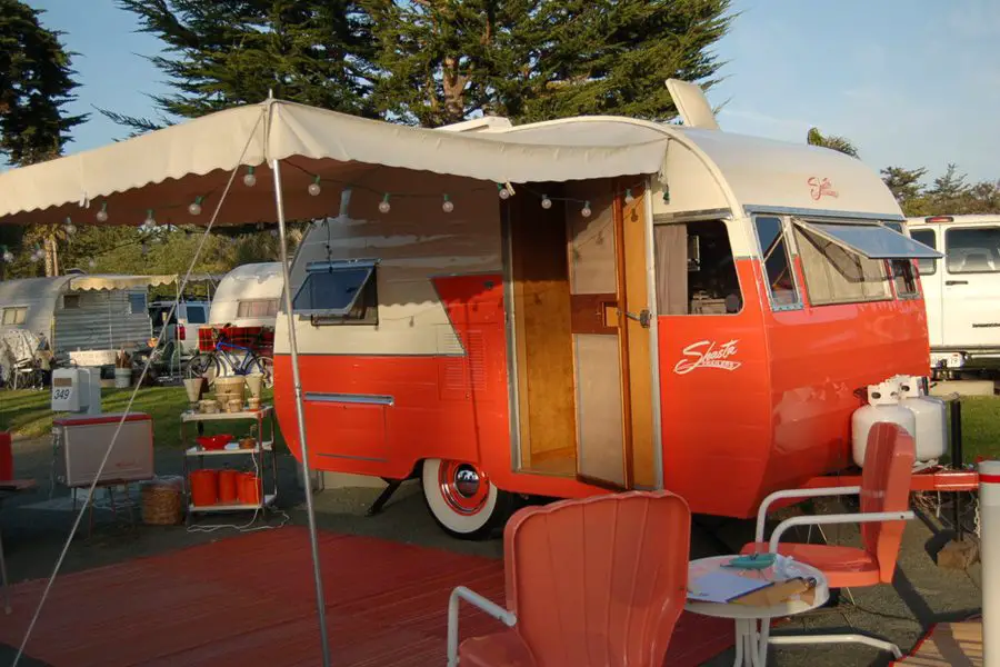Is Restoring A Vintage Camper Worth the Effort? The Good, The Bad and The Ugly